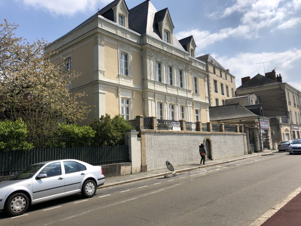 Ravalement des façades d'une habitation sur CHATEAU GONTIER SUR MAYENNE